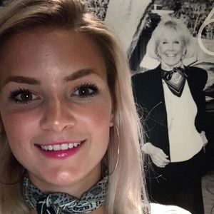 Meet your Posher, Haley